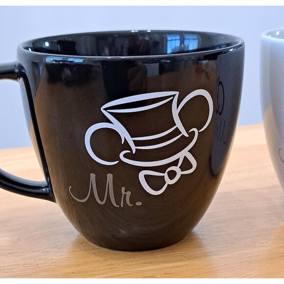 Disney Parks Mr. & Mrs. Mickey & Minnie Mouse Bride & Groom Coffee Mug Set - Picture 3 of 9
